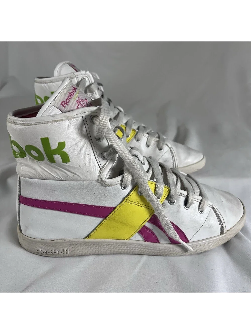 WOMEN'S Reebok Top Down Hi Top Fold Over Flap Sneakers JO8857 Size 6